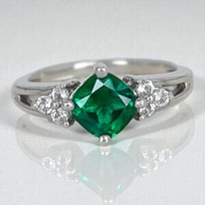 Vintage Sterling Silver Green Emerald & Topaz Engagement Style Ring 925